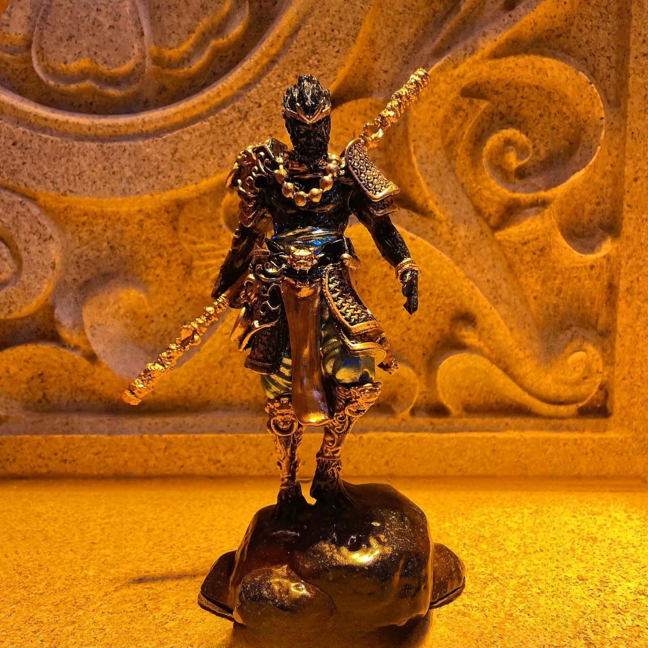 Amazon.co.jp: Kziazoi 黒神話・悟空フィギュア置物斉天大聖斗が仏